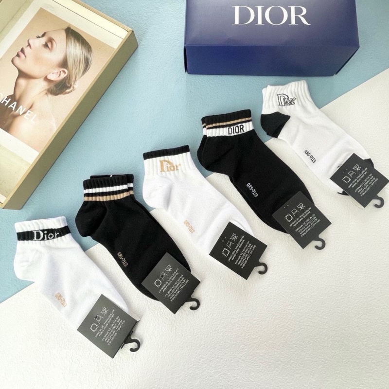 DIOR